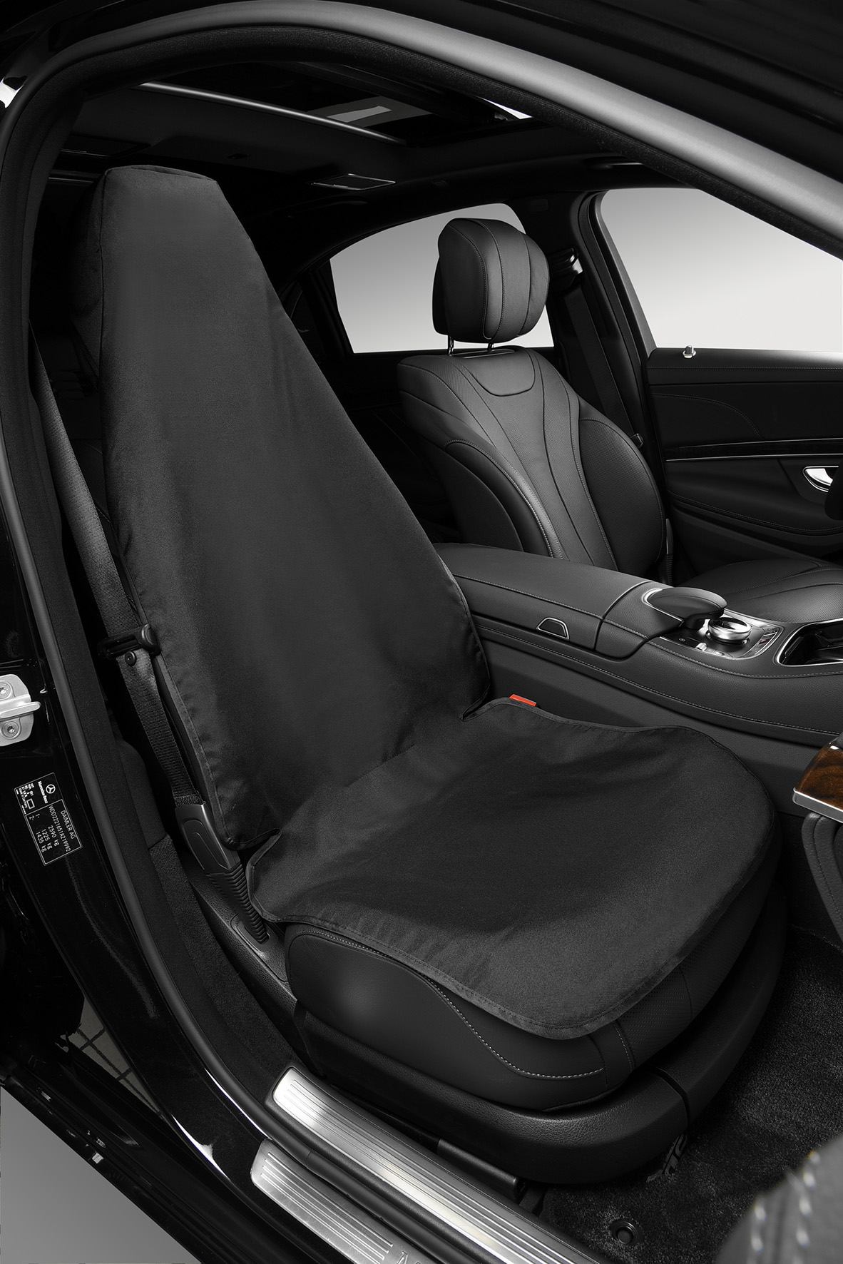 UNIVERSAL BUCKET SEAT DEFENDER BLACK..1 CTN = 20 PCS